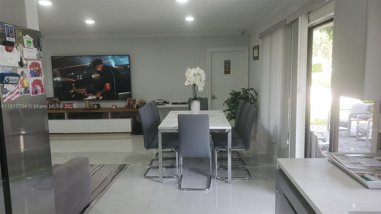 RAINBERRY 4 - Residential Lease