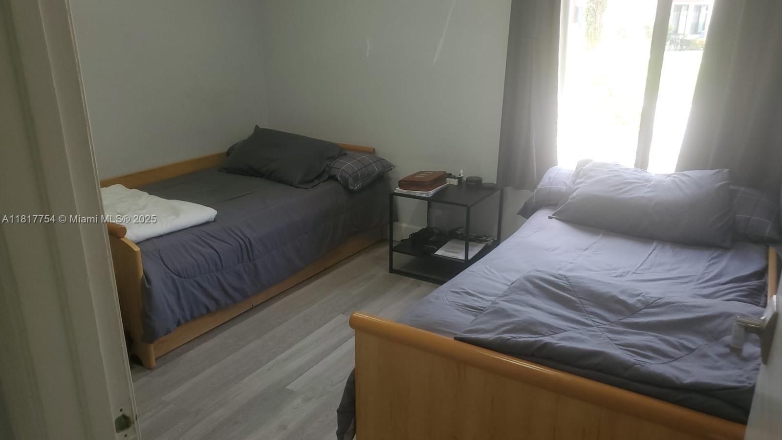 RAINBERRY 4 - Residential Lease