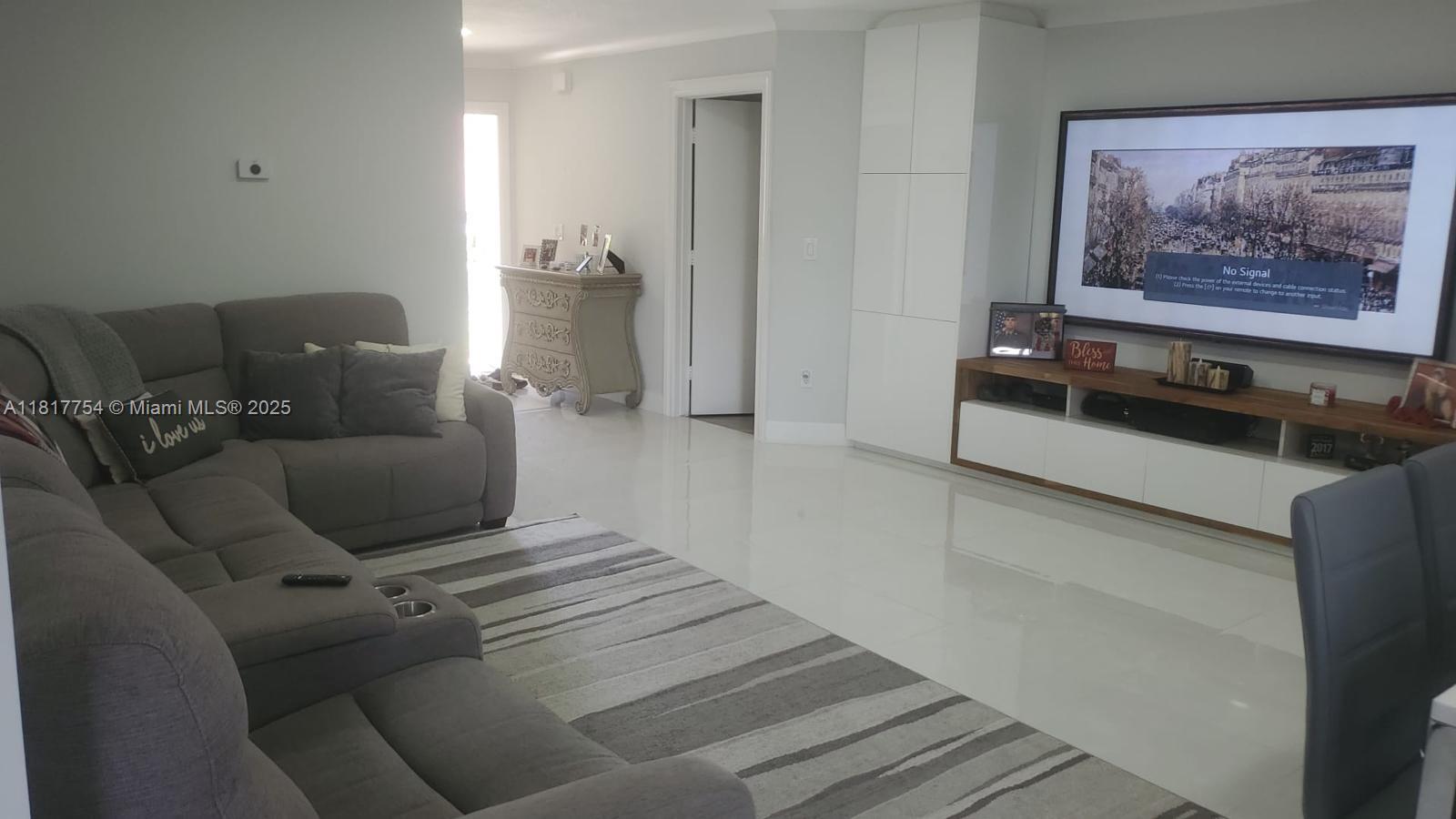 RAINBERRY 4 - Residential Lease