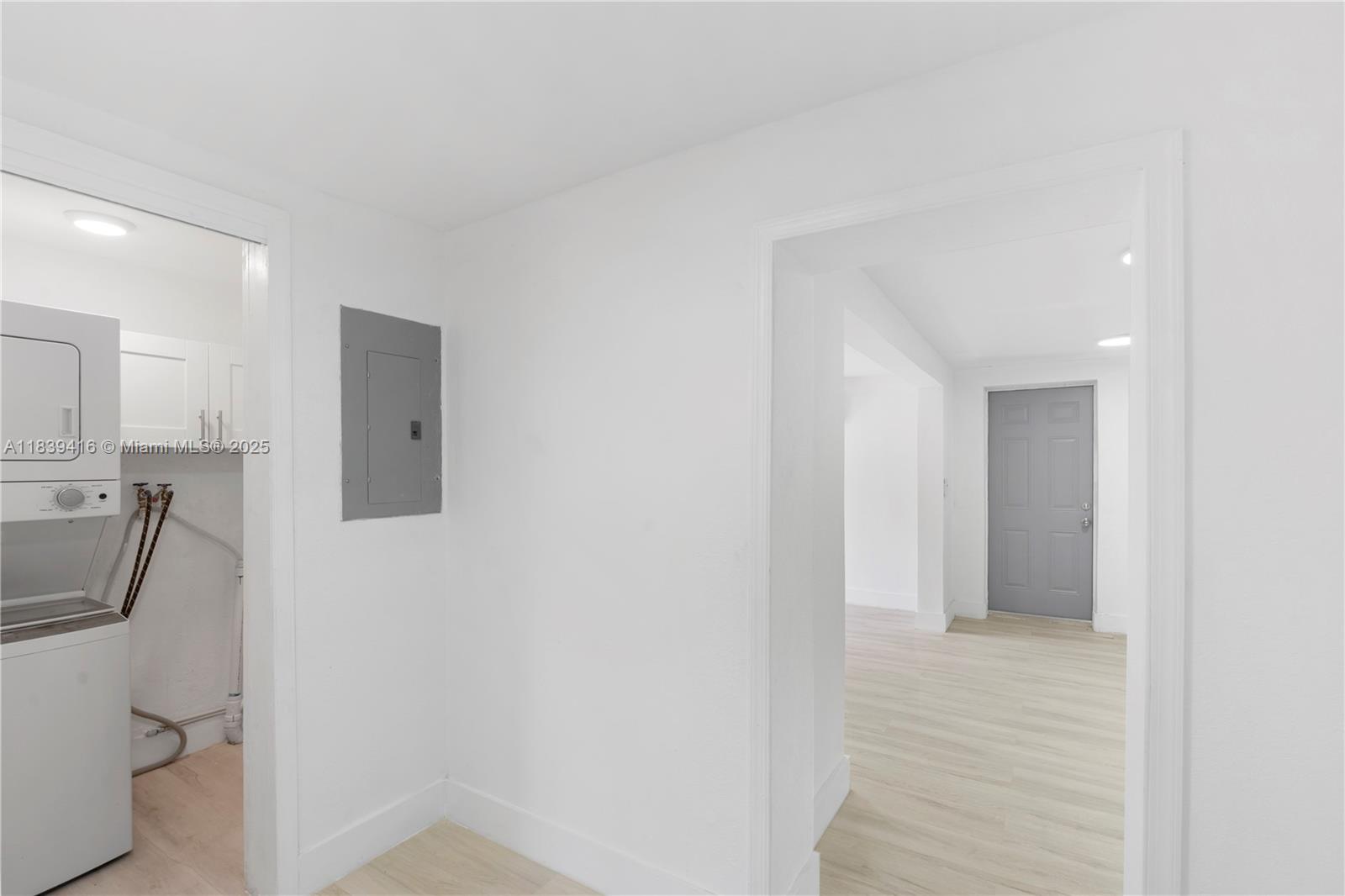 DELRAY TOWN OF - Residential Lease