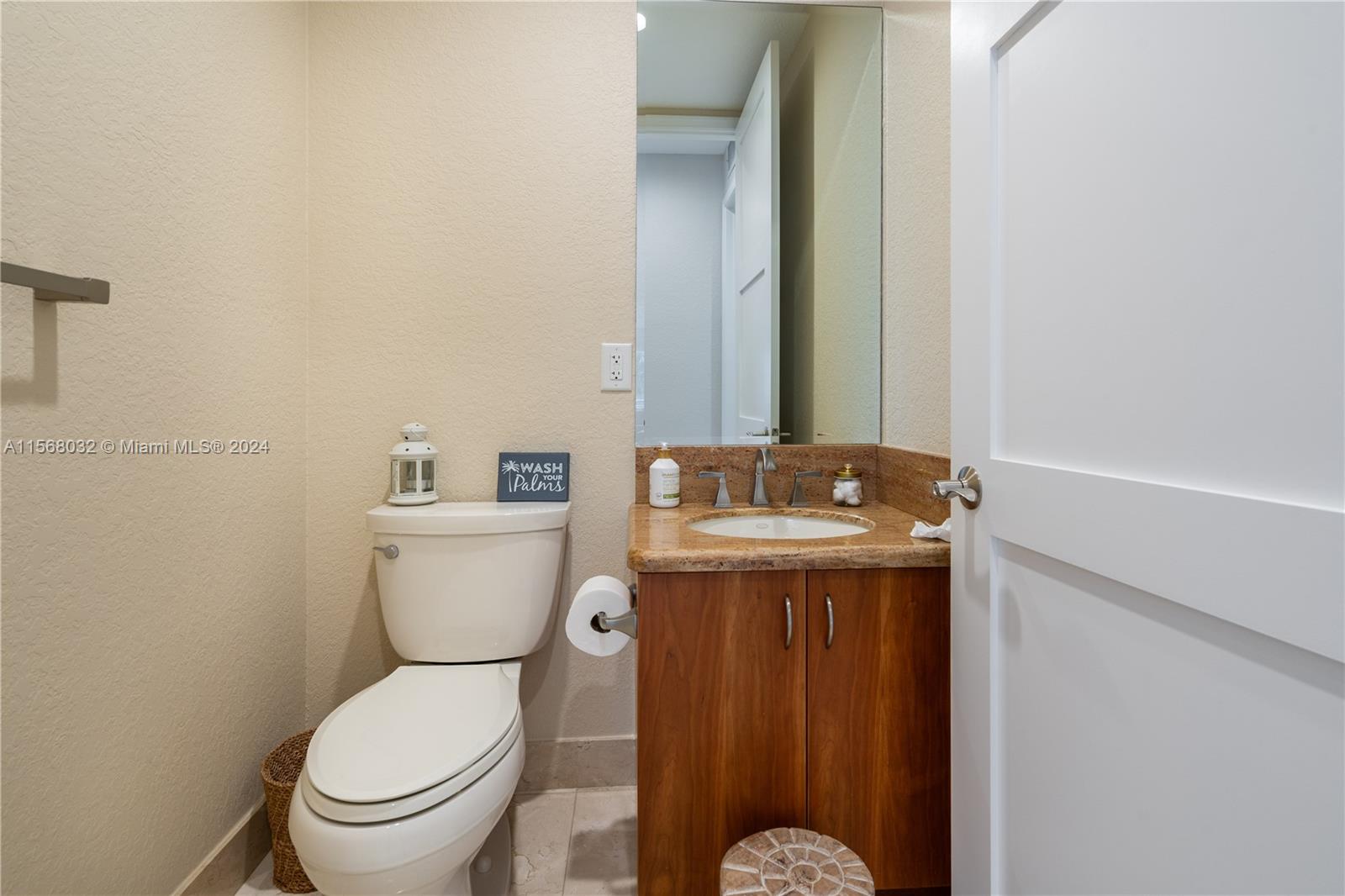 COLEE HAMMOCK - Residential Lease