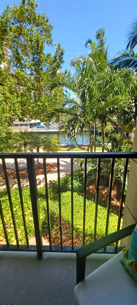 PORTO BELLAGIO CONDO - Residential Lease