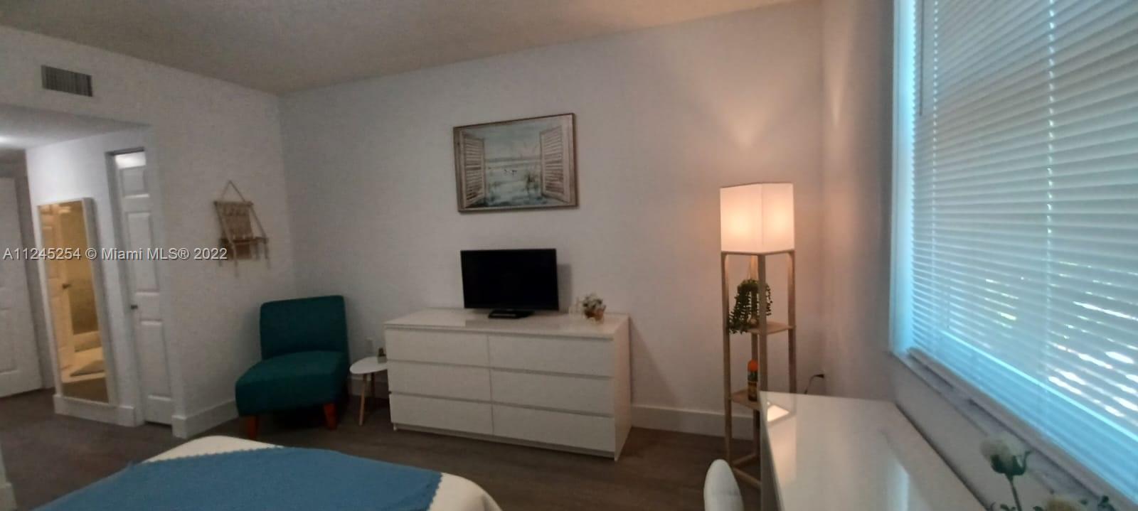 PORTO BELLAGIO CONDO - Residential Lease