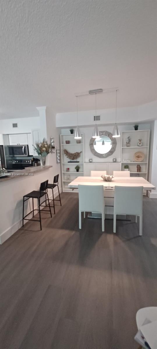 PORTO BELLAGIO CONDO - Residential Lease