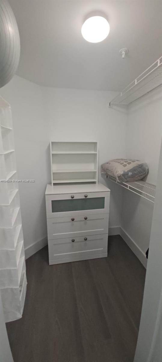 PORTO BELLAGIO CONDO - Residential Lease