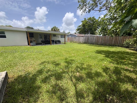 Tiny photo for 8130 NW 12th St, Pembroke Pines, FL 33024 (MLS # A12042391)
