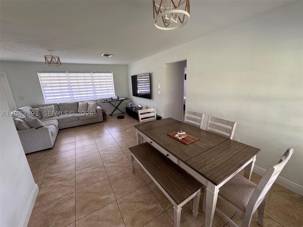 Photo of 8130 NW 12th St, Pembroke Pines, FL 33024 (MLS # A12042391)