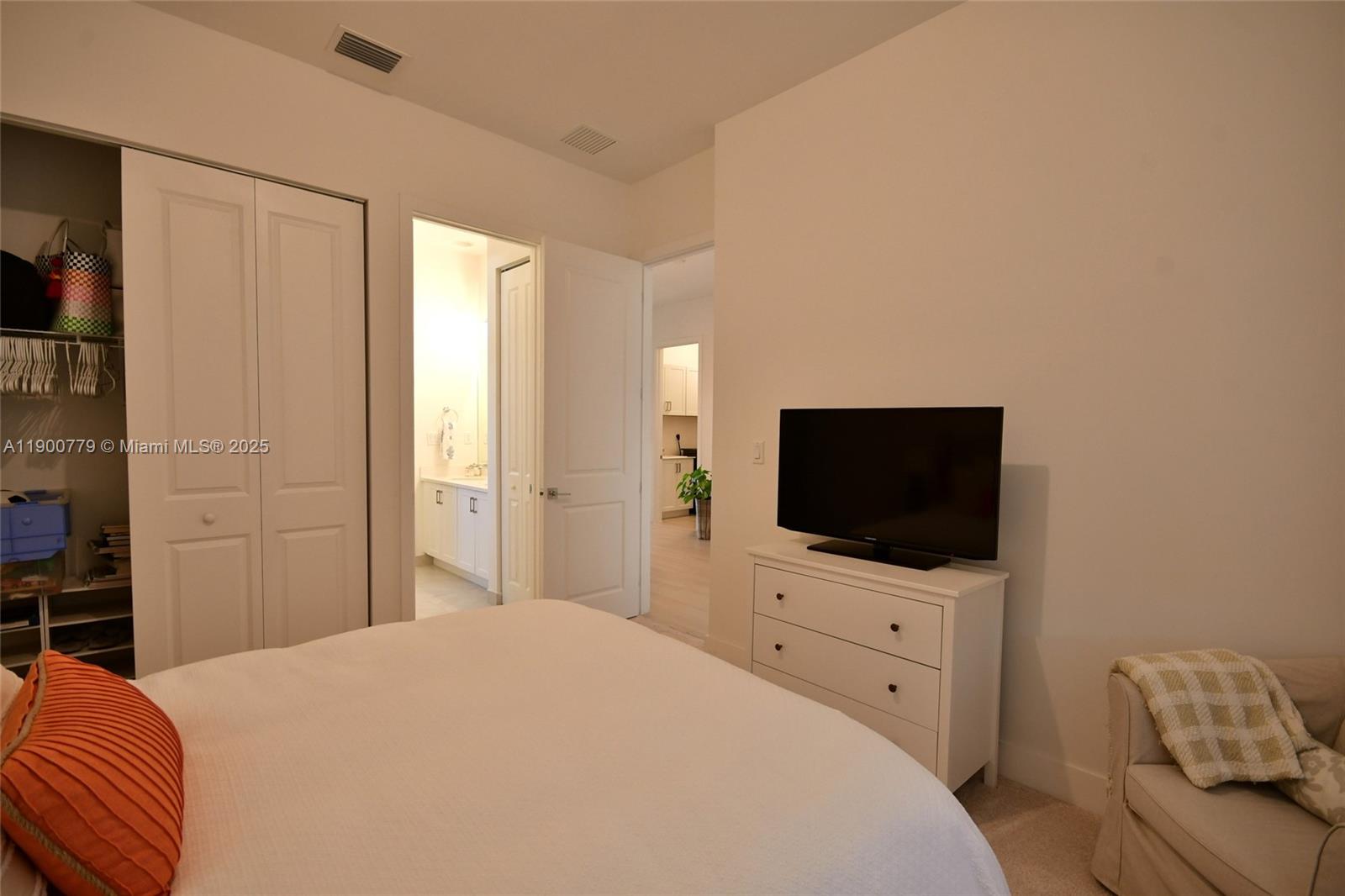 TUSCAN ISLES - Residential Lease