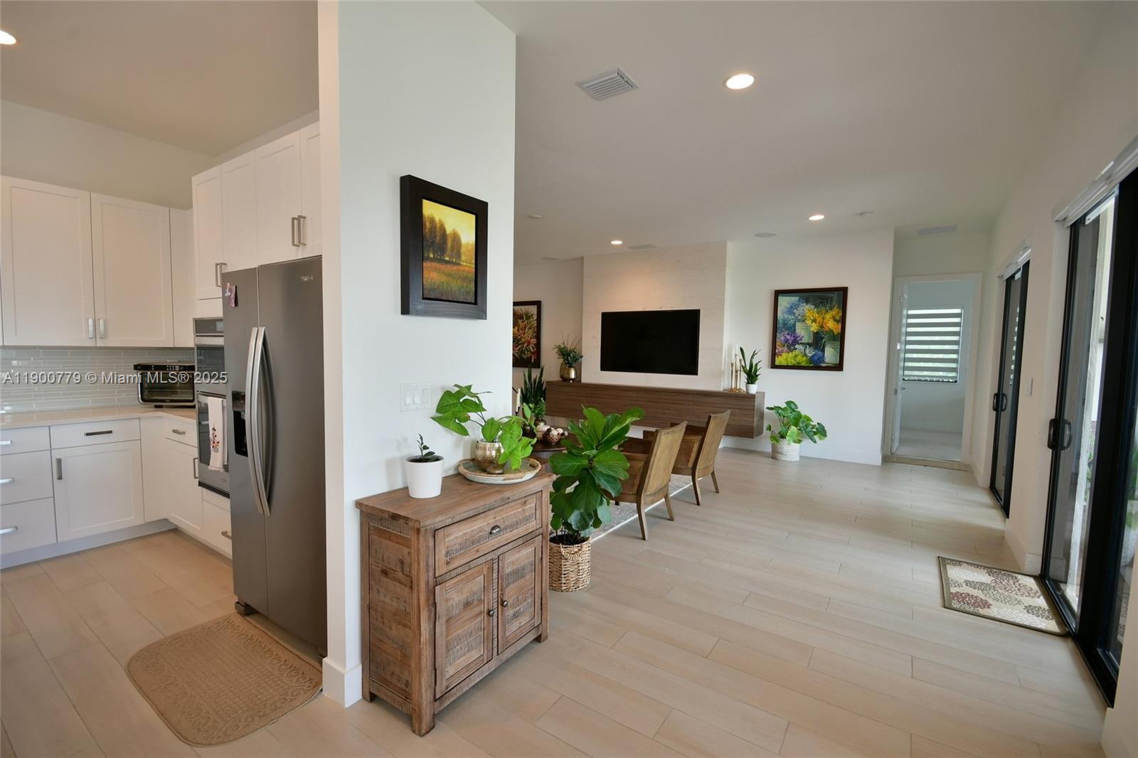 TUSCAN ISLES - Residential Lease