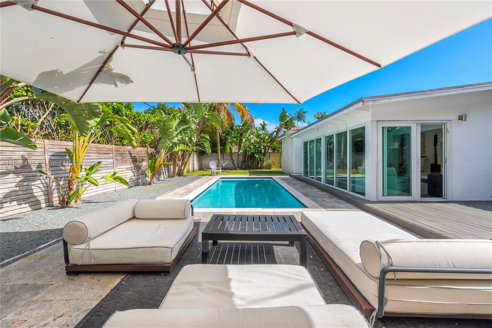 PARK PLAZA - Residential