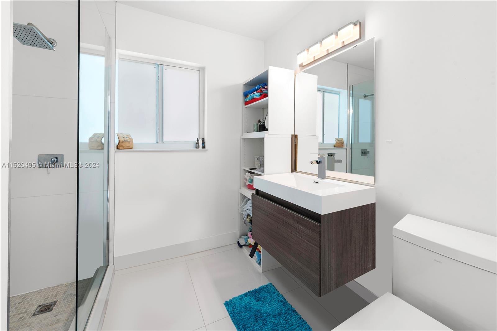 PARK PLAZA - Residential