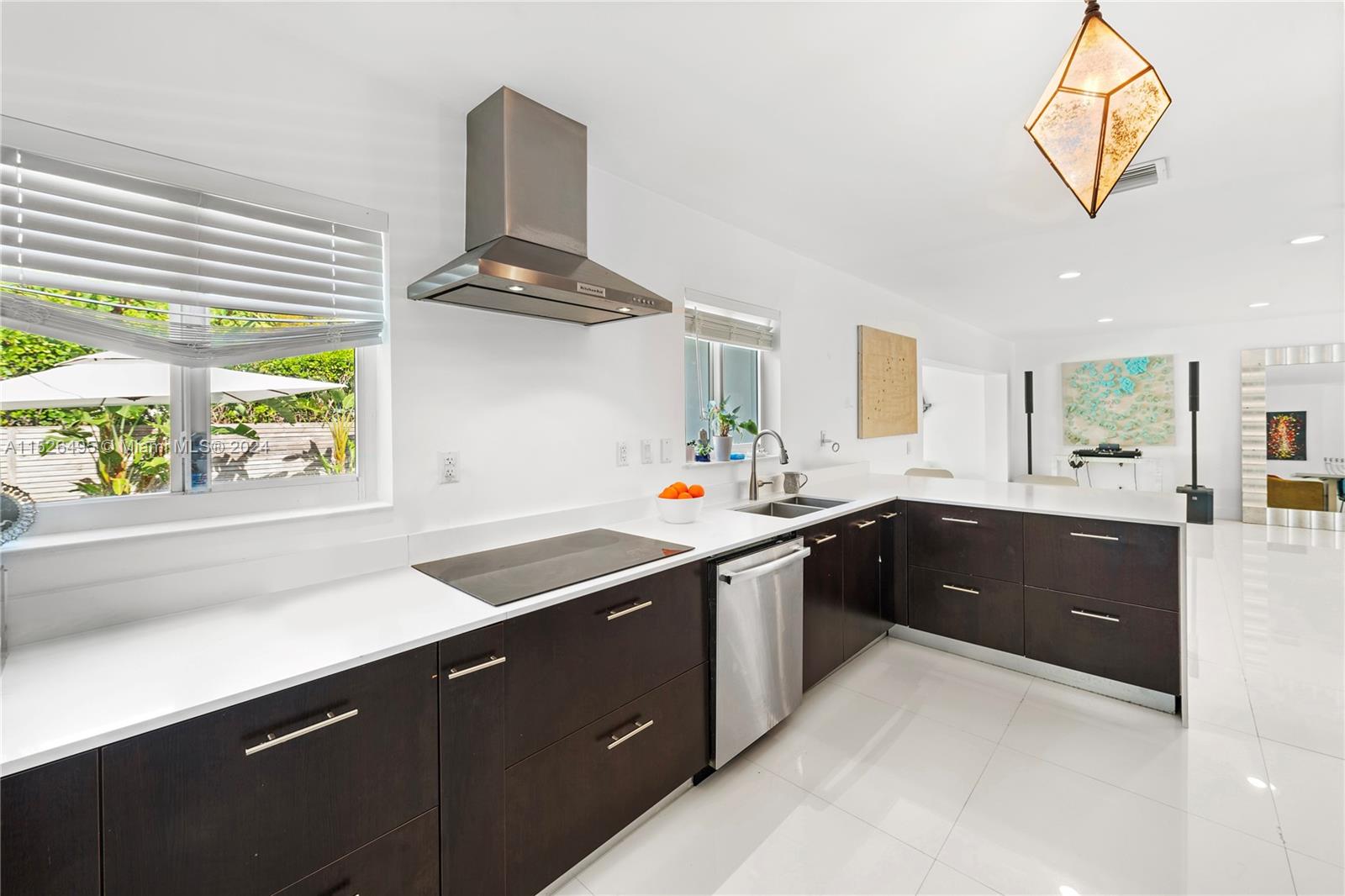 PARK PLAZA - Residential