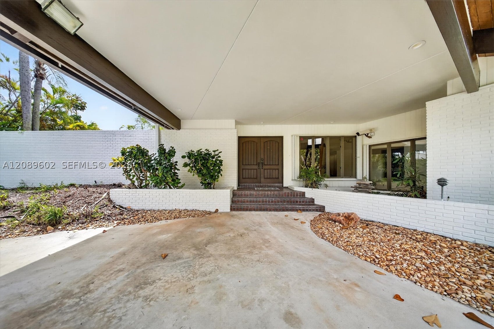 8925 SW 102nd Ter 0