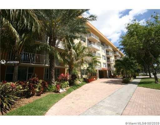 BAYVIEW PALMS CONDO - Residential Lease