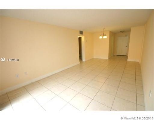 BAYVIEW PALMS CONDO - Residential Lease