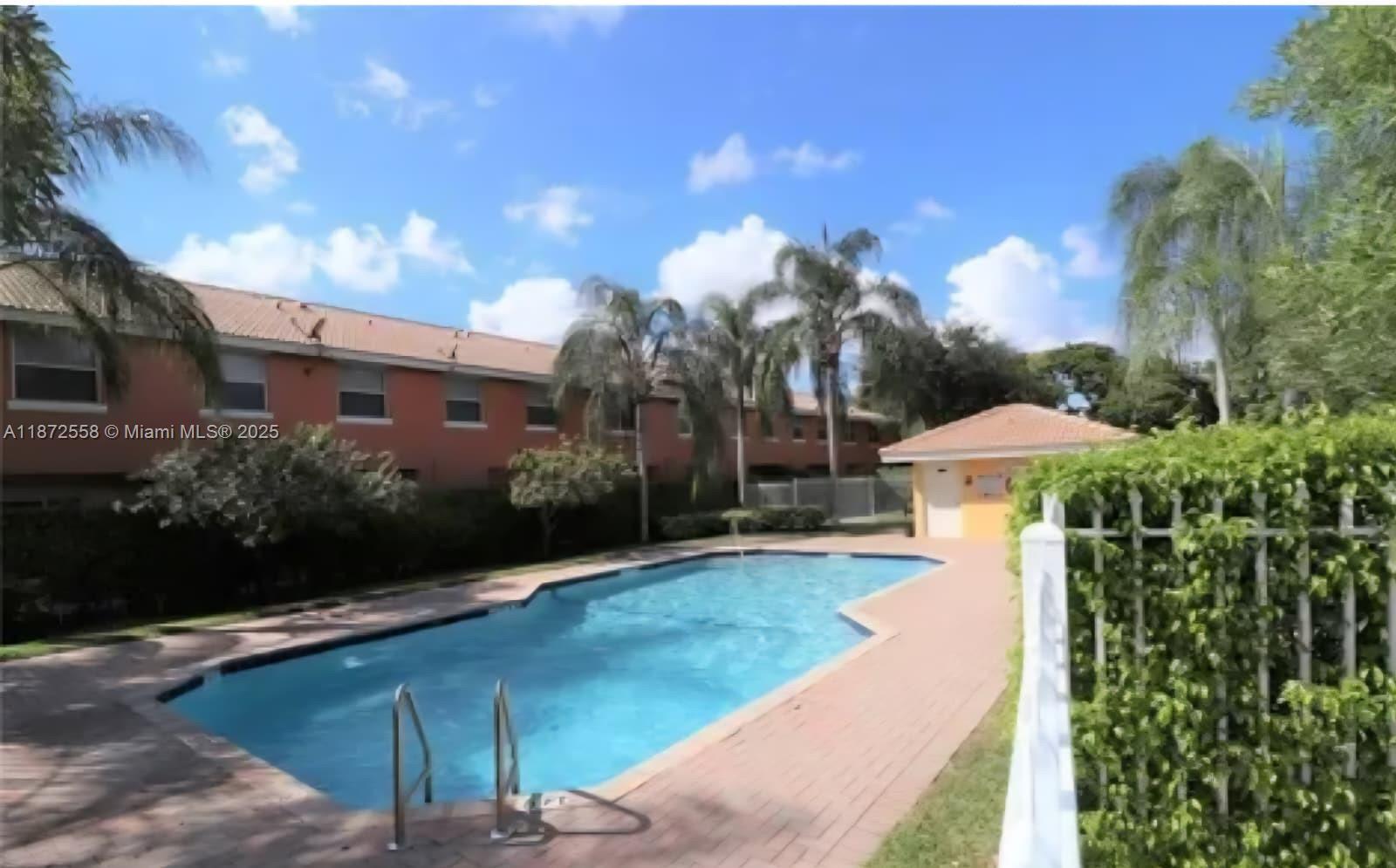 S & R OF INVERRARY - Residential Lease