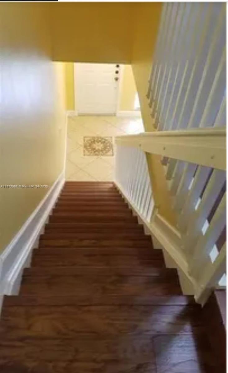 S & R OF INVERRARY - Residential Lease