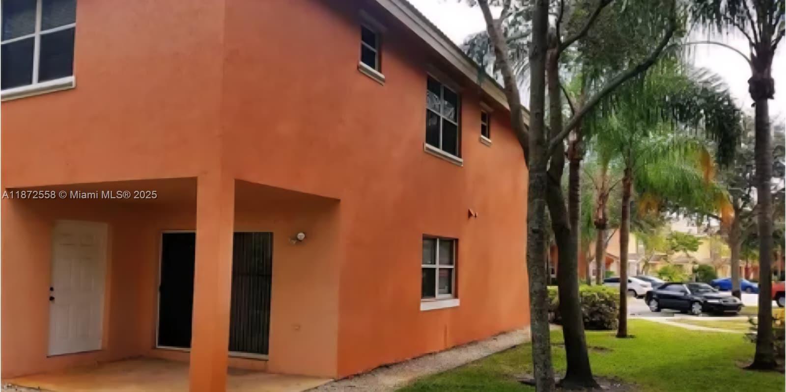 S & R OF INVERRARY - Residential Lease