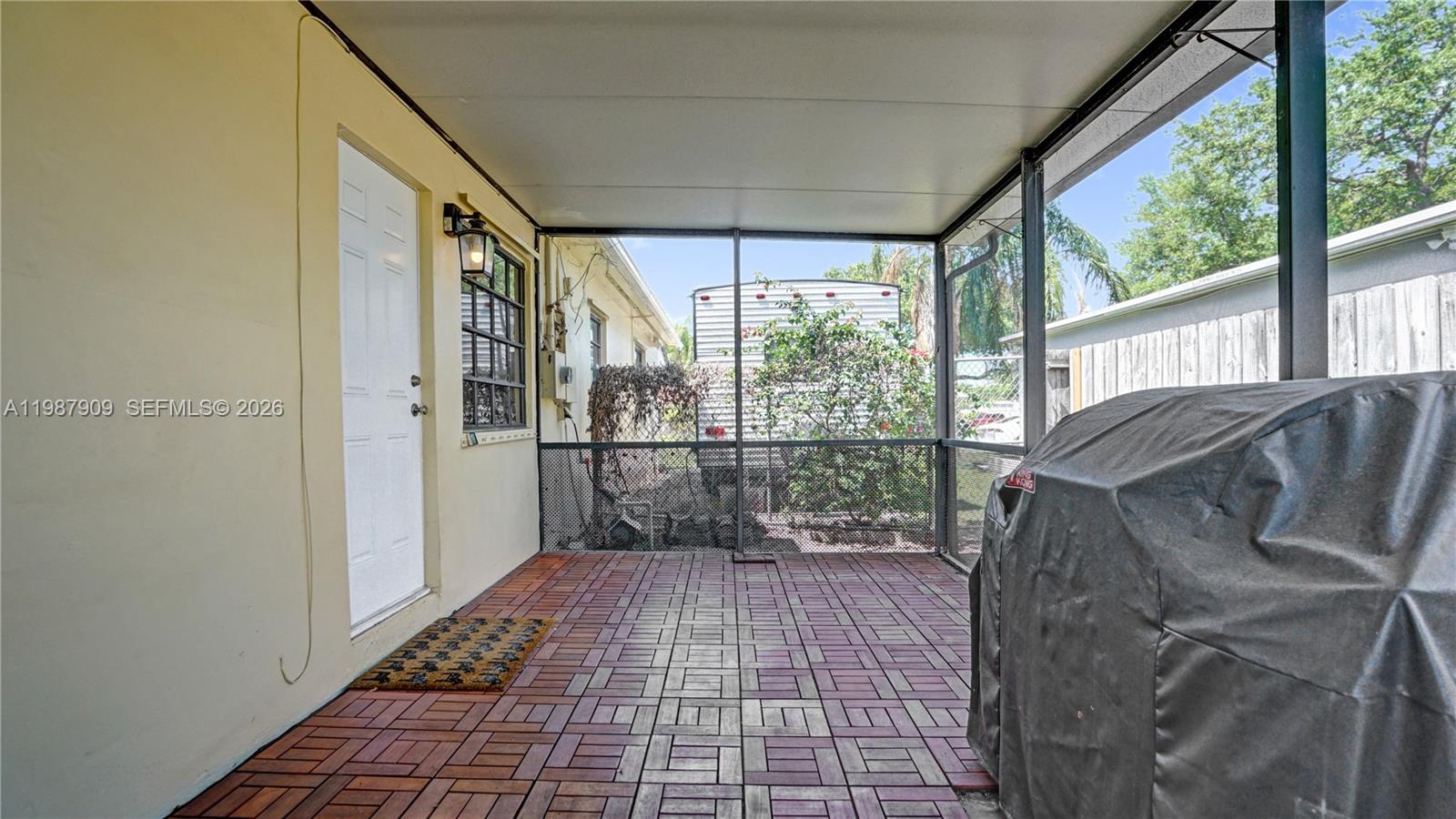 BREEZY MANOR AMENDED - Residential