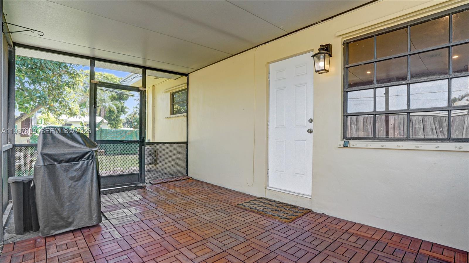 BREEZY MANOR AMENDED - Residential