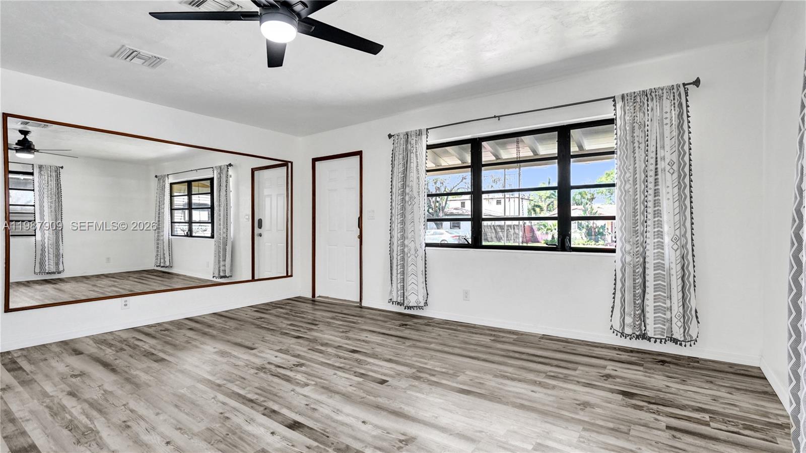 BREEZY MANOR AMENDED - Residential