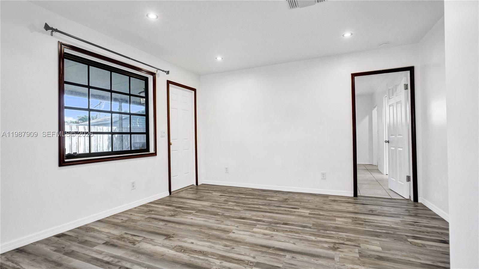 BREEZY MANOR AMENDED - Residential