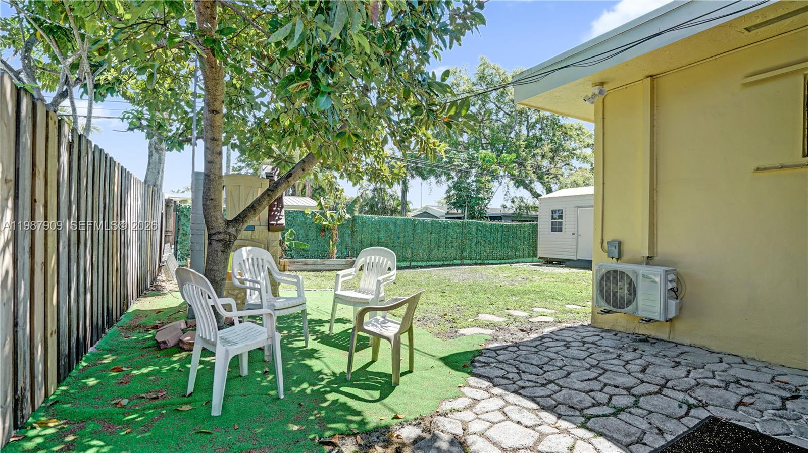 BREEZY MANOR AMENDED - Residential