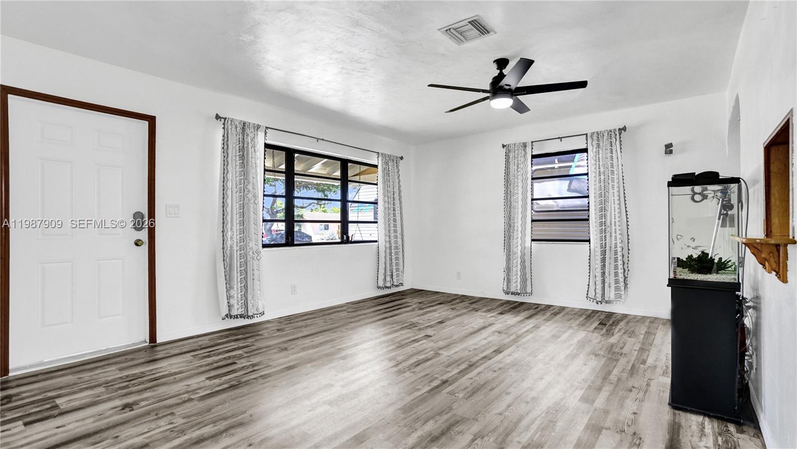 BREEZY MANOR AMENDED - Residential