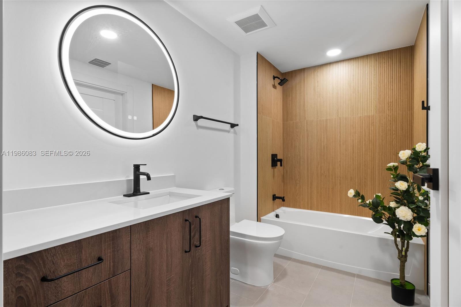 Aventura Quattro - Residential Lease