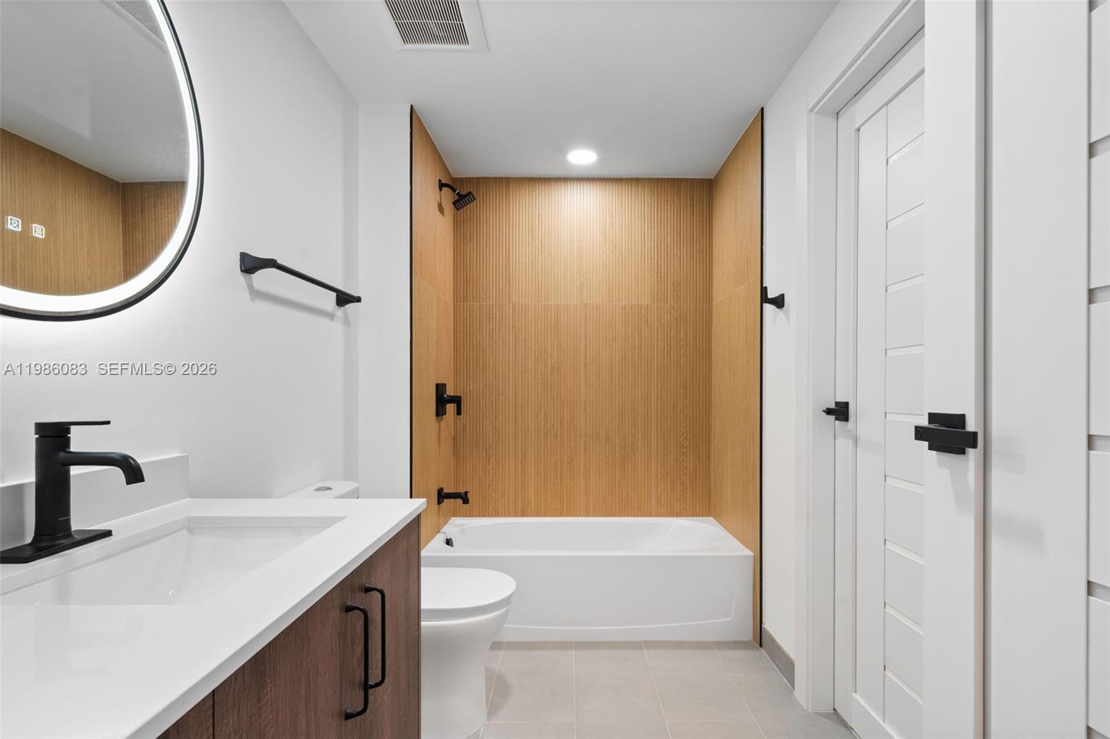 Aventura Quattro - Residential Lease