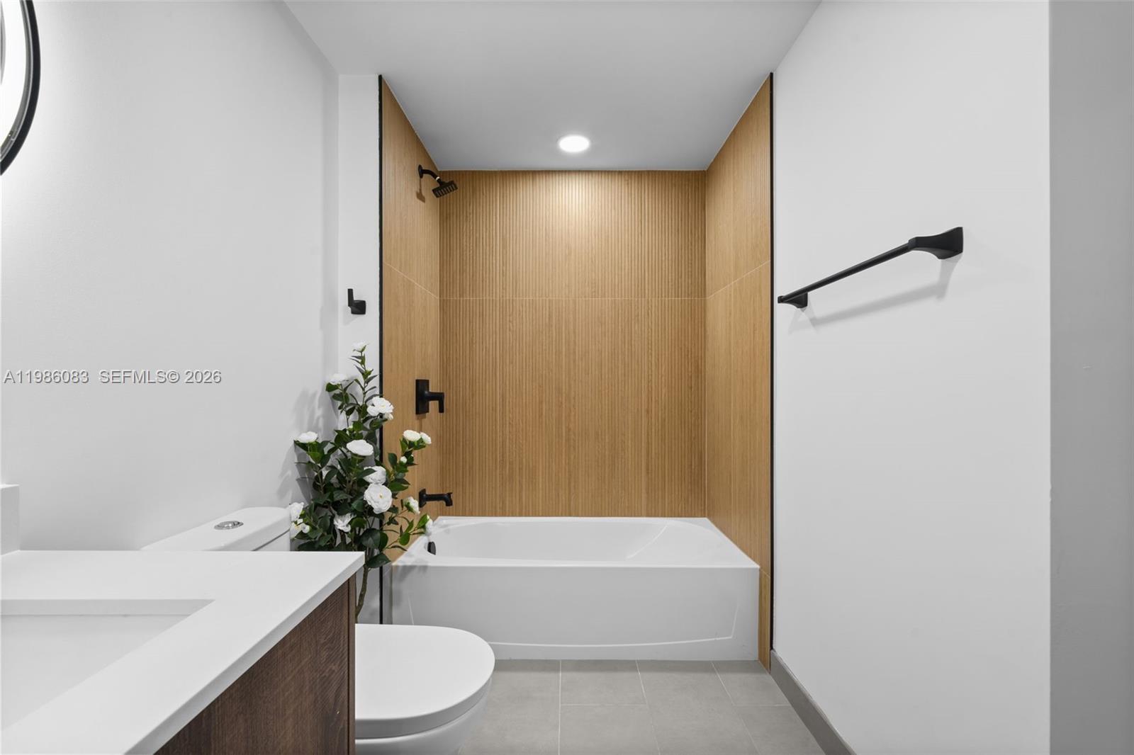 Aventura Quattro - Residential Lease