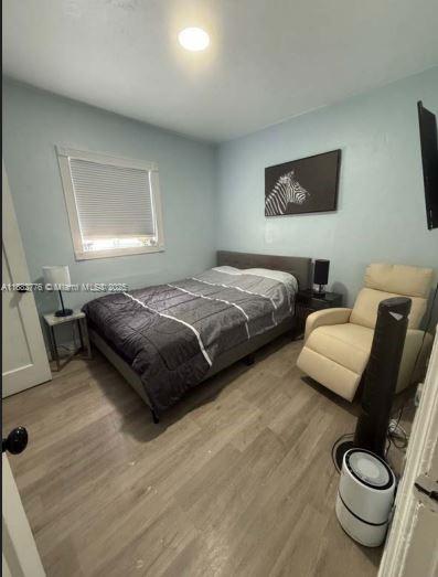 N MIAMI ESTATES - Residential Lease