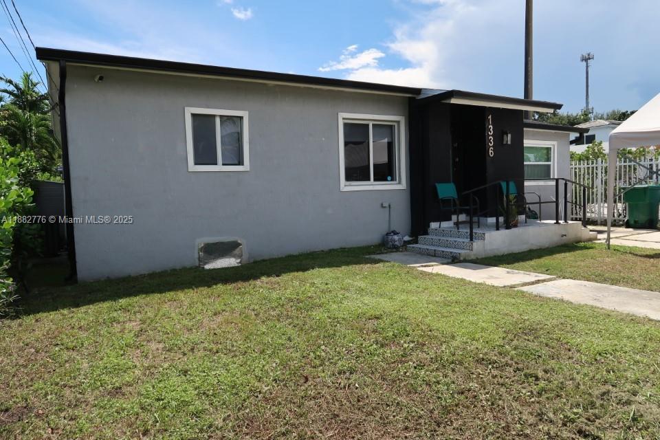 N MIAMI ESTATES - Residential Lease