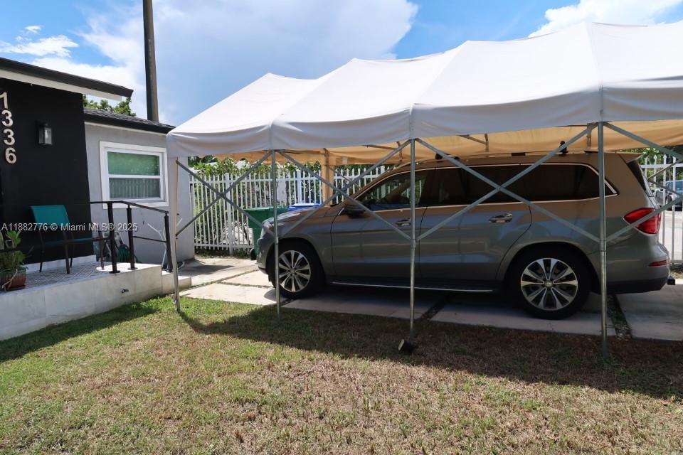 N MIAMI ESTATES - Residential Lease
