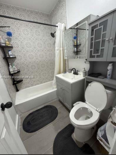 N MIAMI ESTATES - Residential Lease