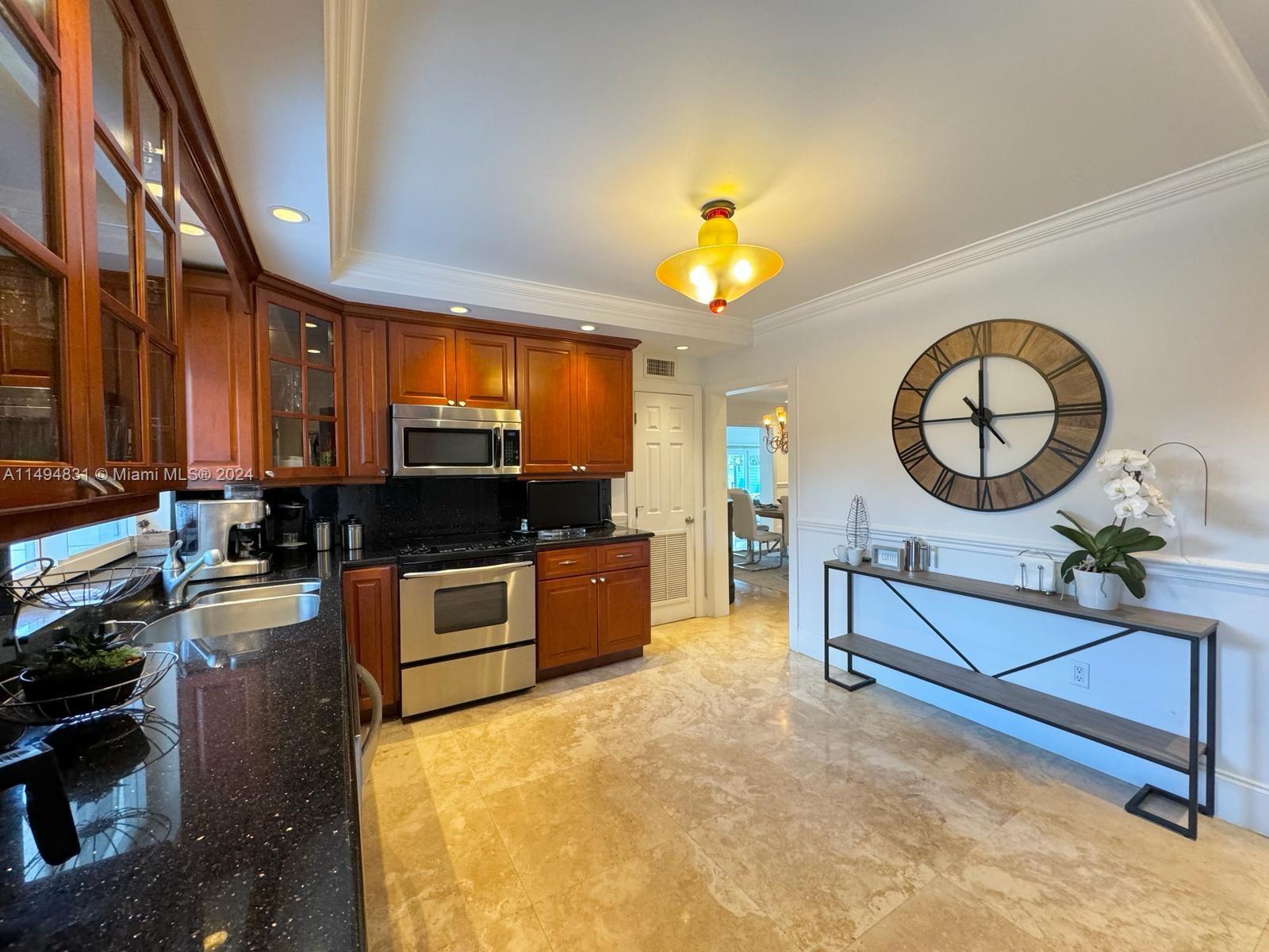 NORTH BAY ISLAND - Residential