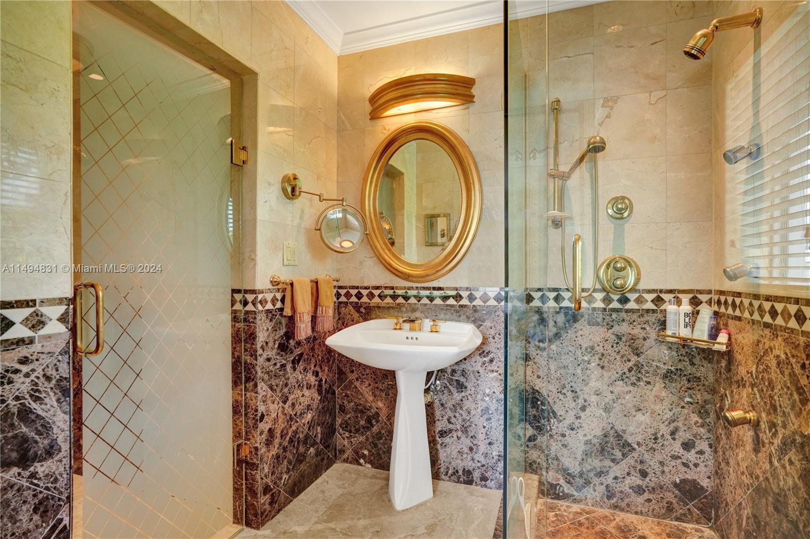 NORTH BAY ISLAND - Residential