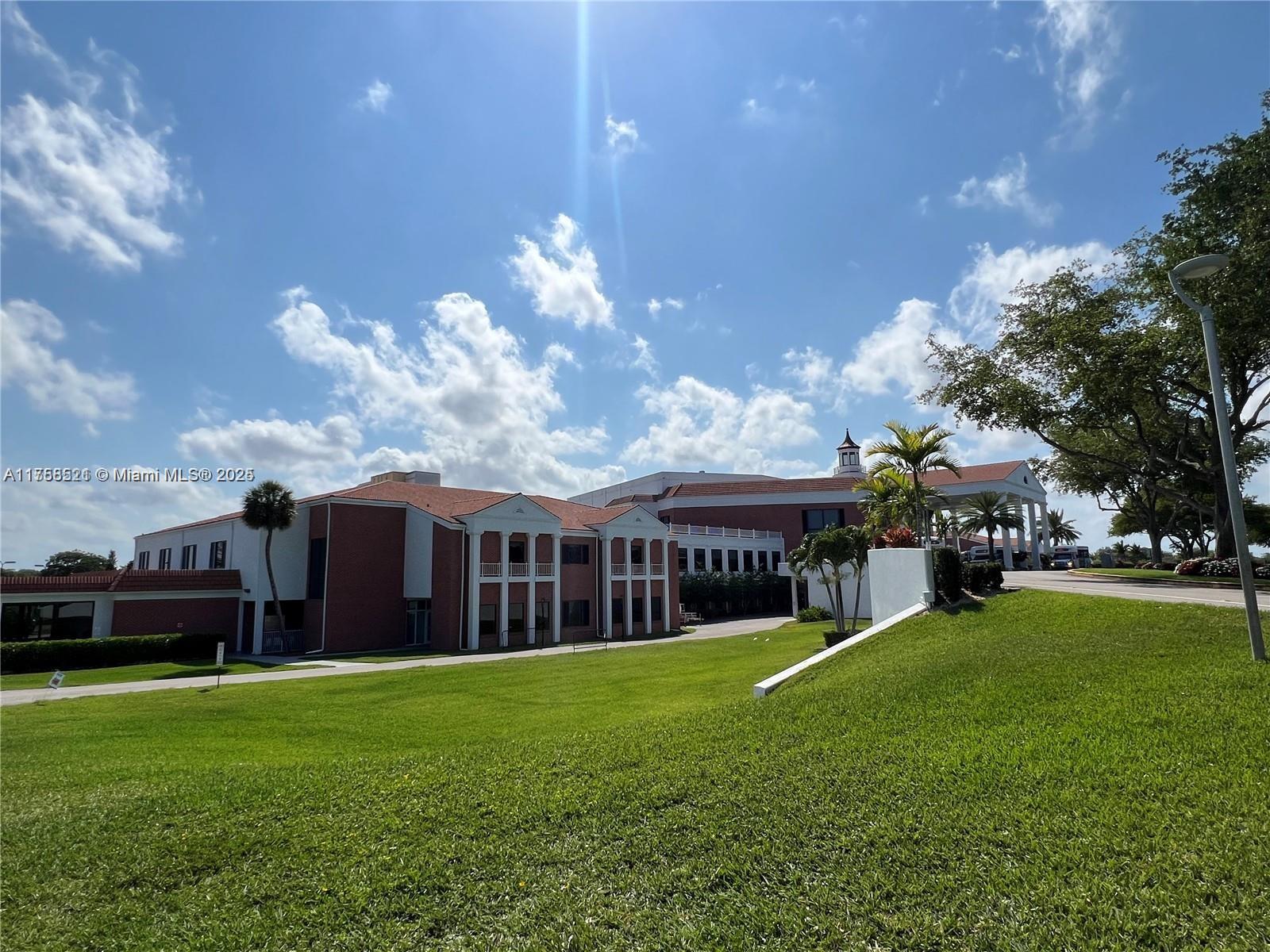 ELLESMERE A CONDO - Residential