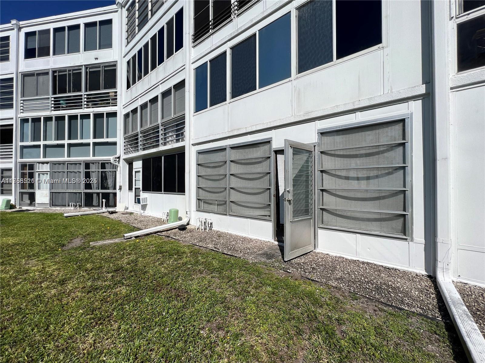 ELLESMERE A CONDO - Residential