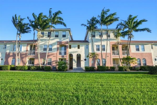 10022 NW 7TH ST UNIT 205, MIAMI, FL 33172 - Image 24f3541fabec88a1e2aa6cbfe2010ae2/3504521916