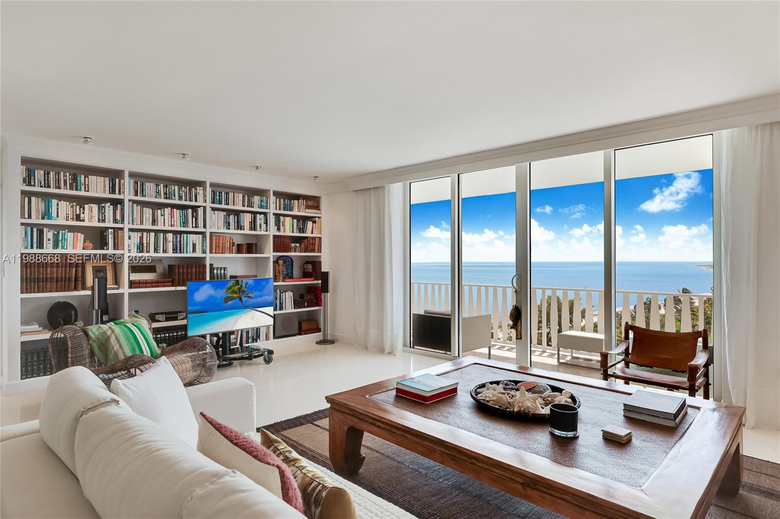 ISLAND HOUSE APT INC - CO - Residential