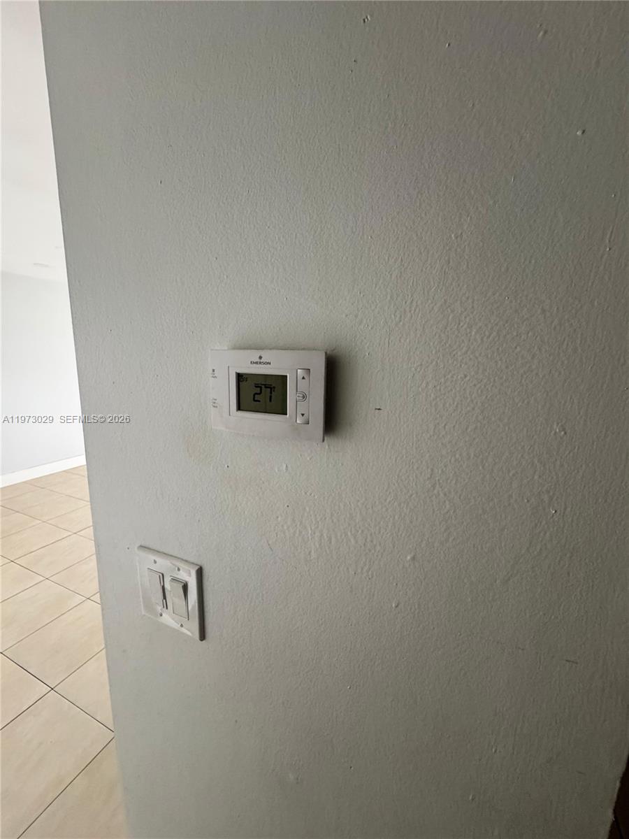 WOOD HUE III CONDO - Residential Lease