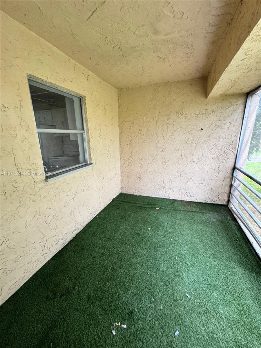 WOOD HUE III CONDO - Residential Lease
