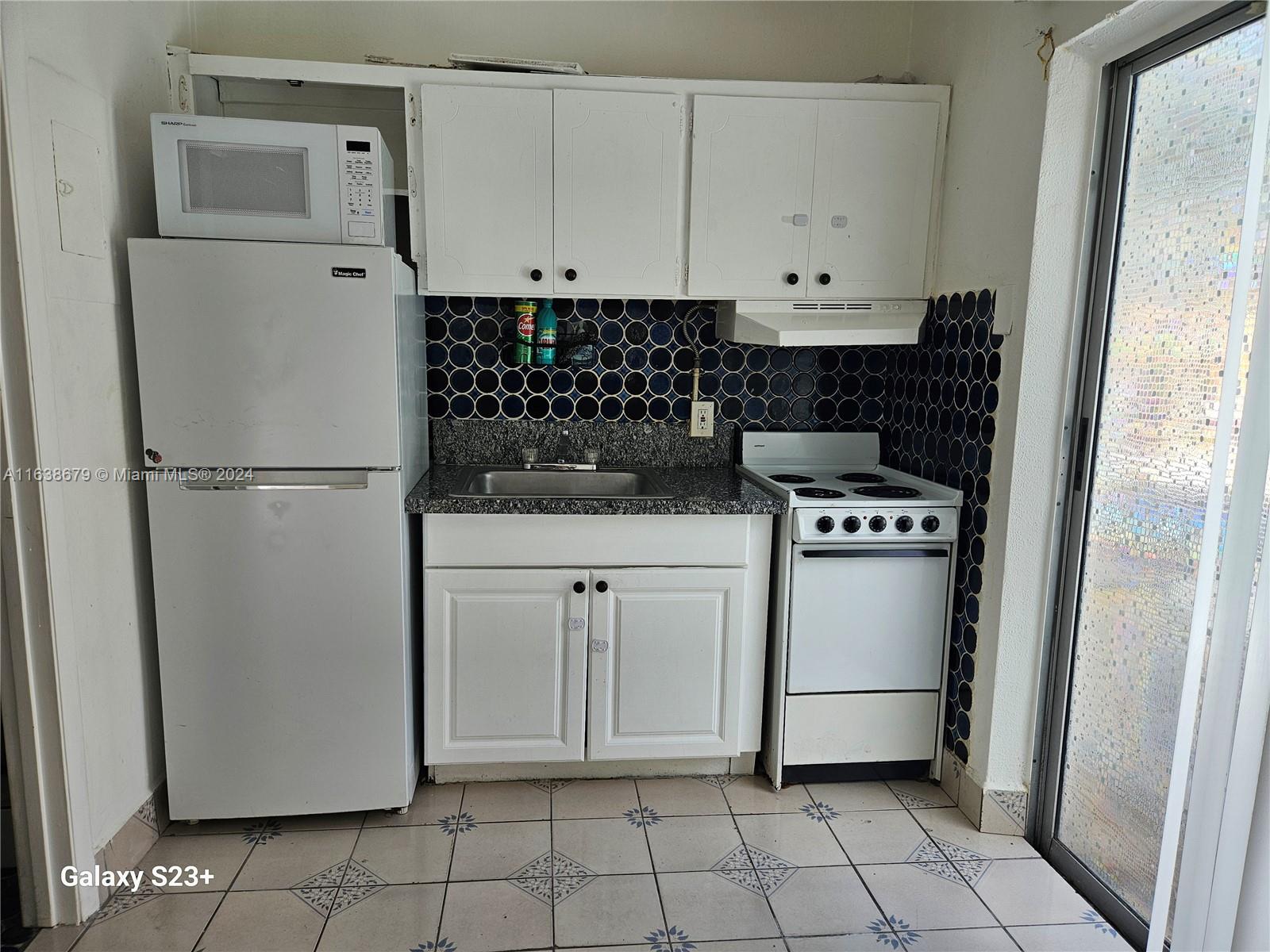 SOUTH SIDE PARK - Residential Lease