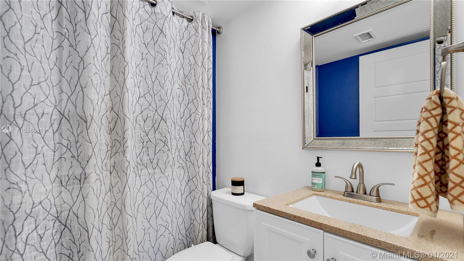 C H E ACRES - Residential