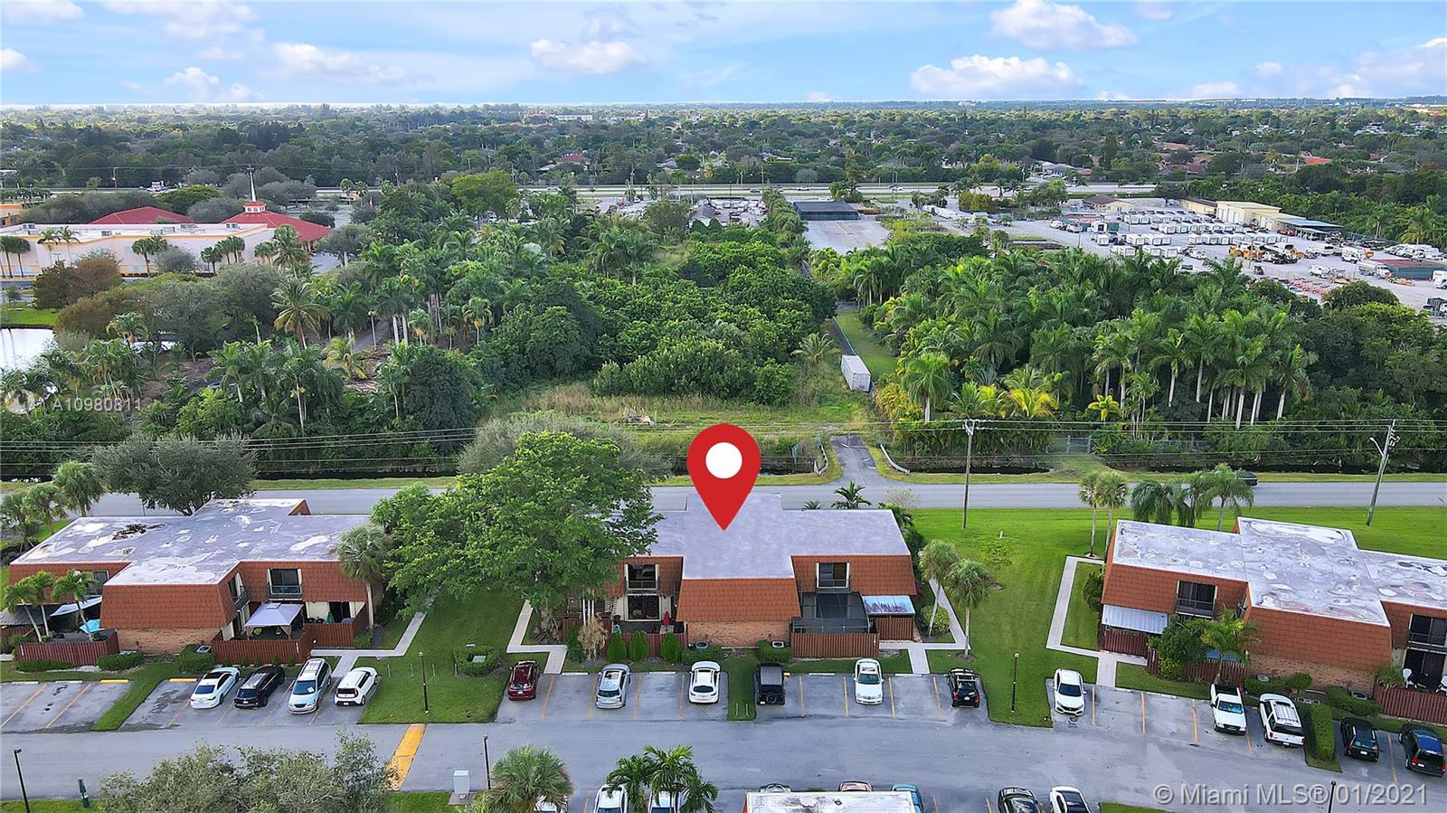 C H E ACRES - Residential