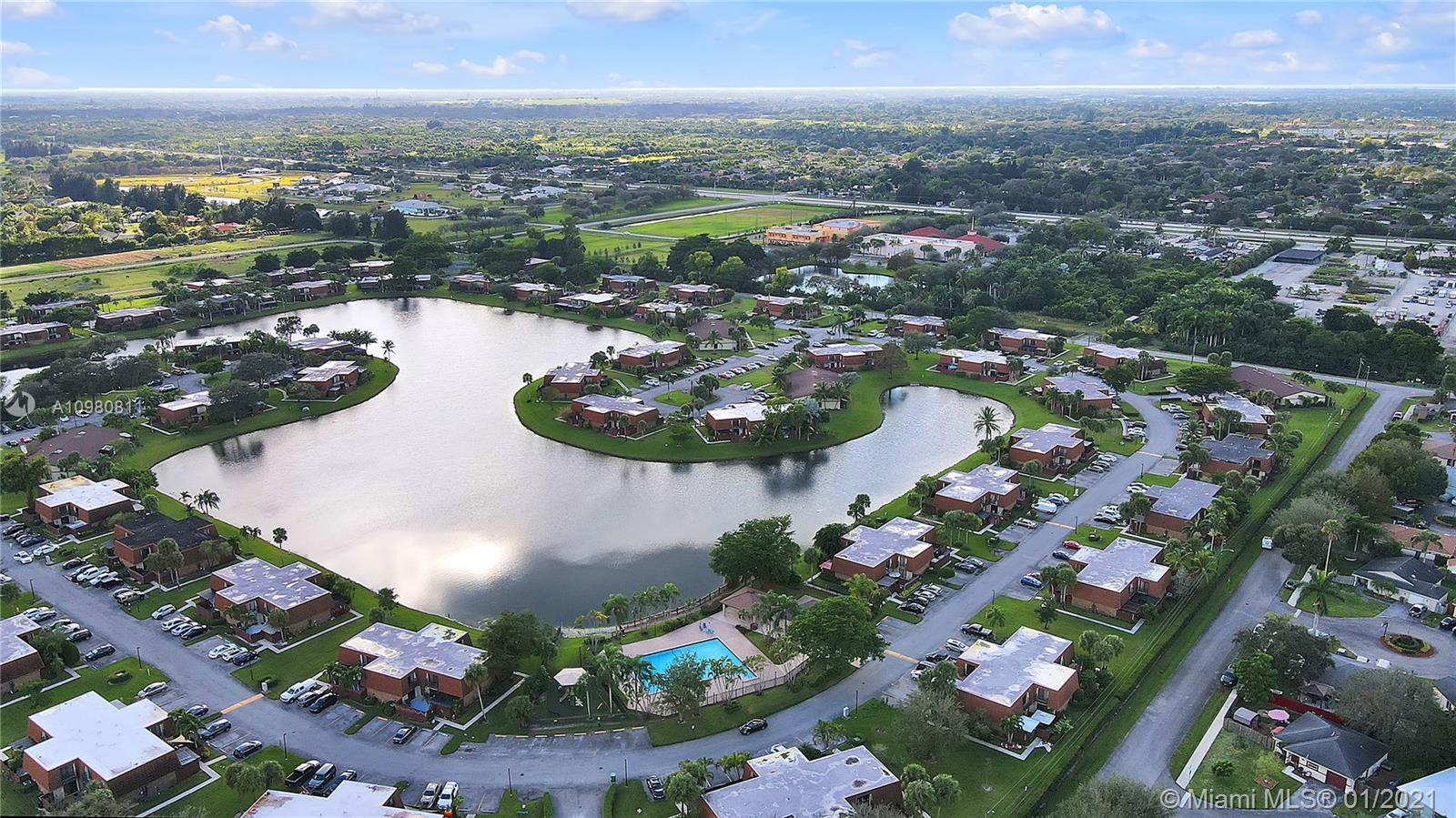 C H E ACRES - Residential