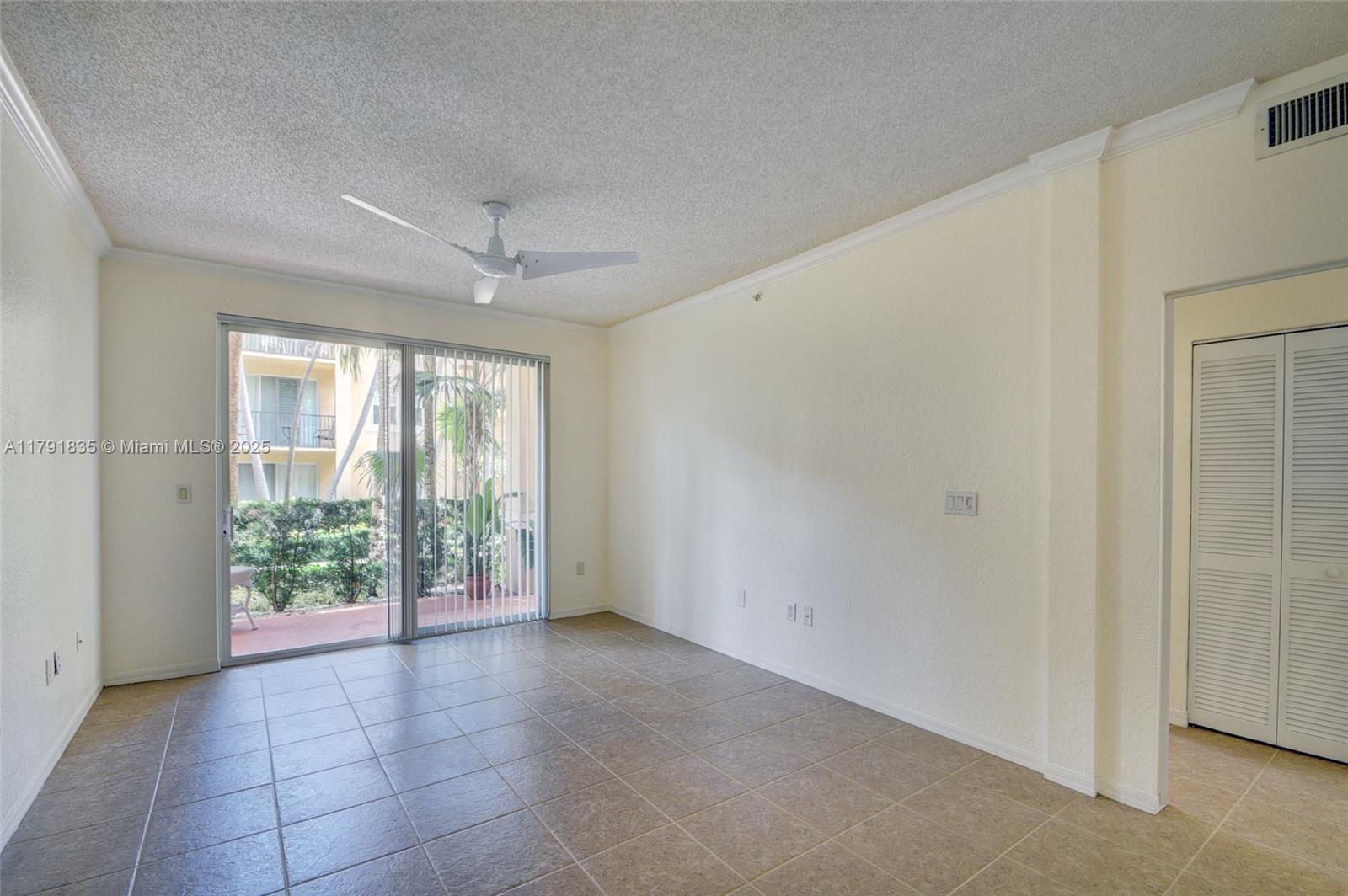View photos, virtual tours, details... 1805 N Flagler Dr 119