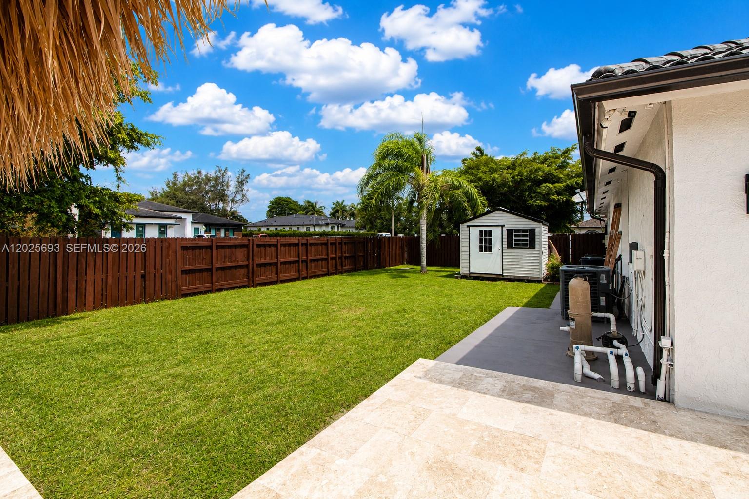 VALENCIA GROVES ESTATES - Residential