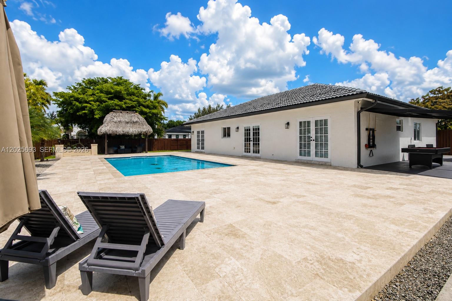 VALENCIA GROVES ESTATES - Residential
